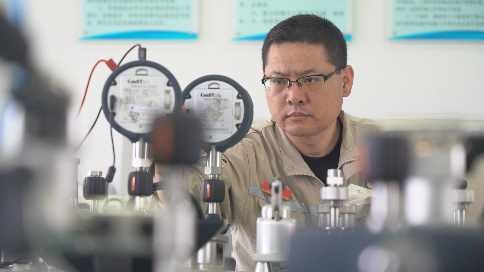 1719368854567051862.jpg 邸若冰1.jpg